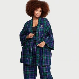 Victoria's Secret Women's Purple Robe Size‎ Xs